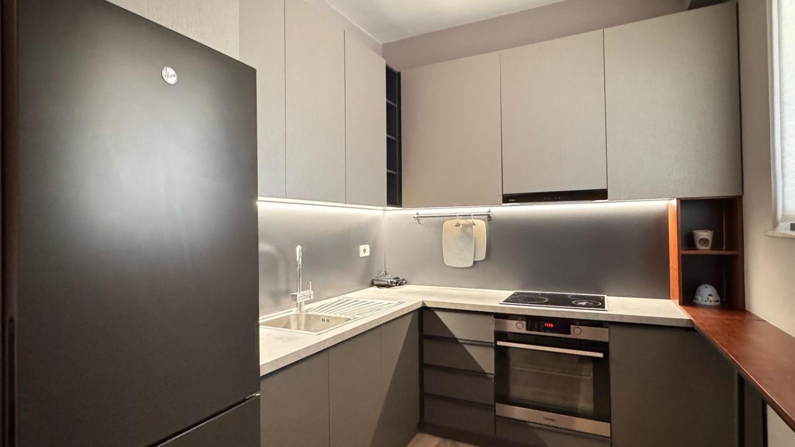 Apartamento Terrace Flat In Heart Of Tirana Exterior foto